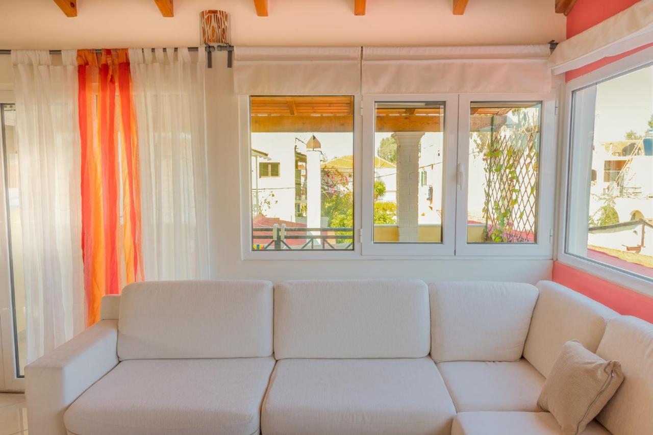 Apartment Elisavet Apts