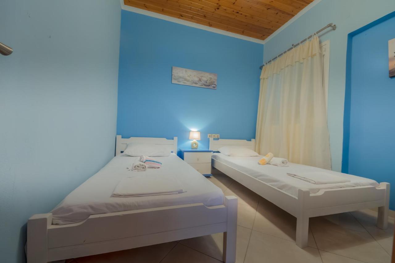 Elisavet Apts * Kavos
