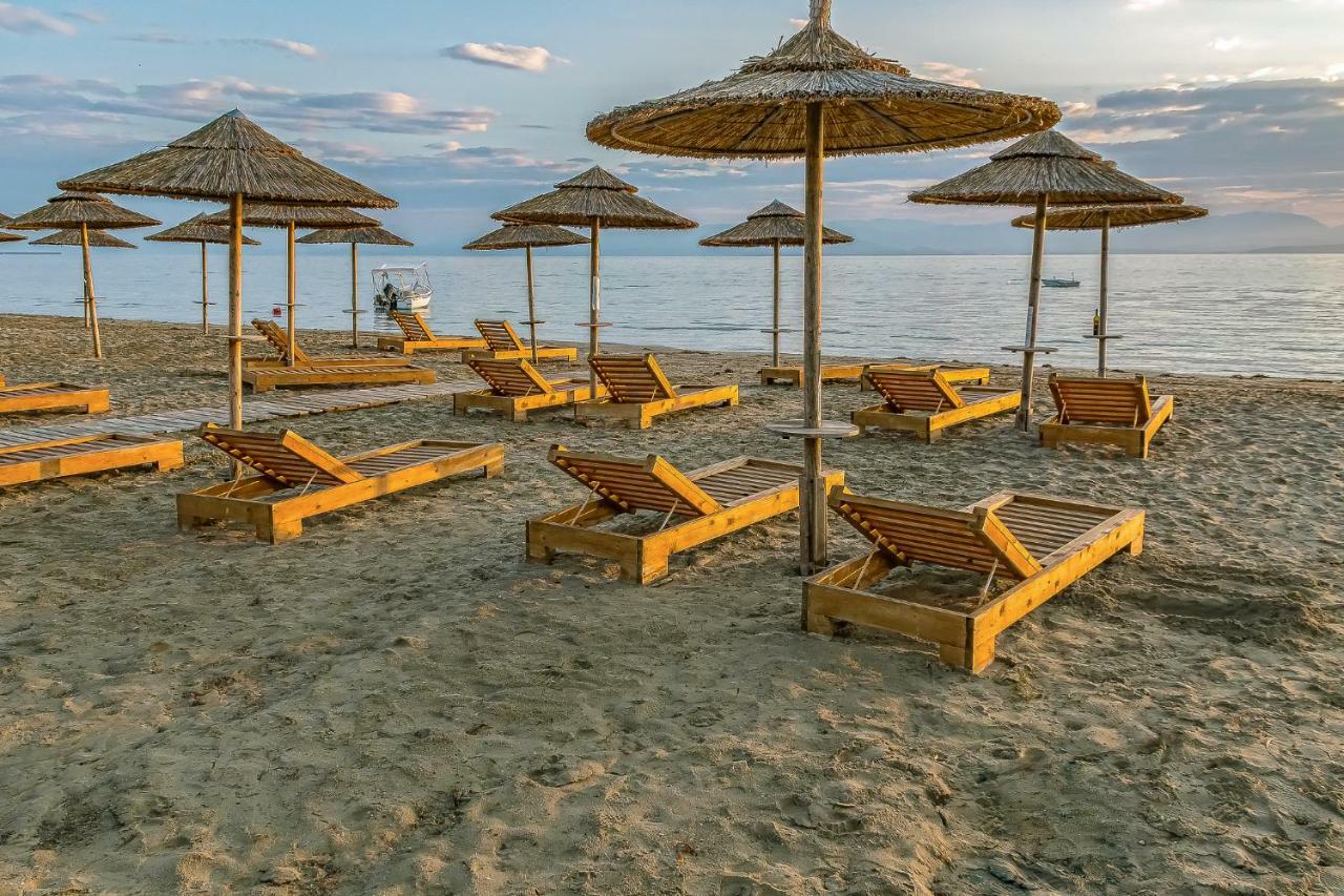 Elisavet Apts * Kavos